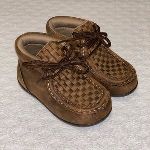 Twister cowboy moccasin boots by Twisted X, size 6